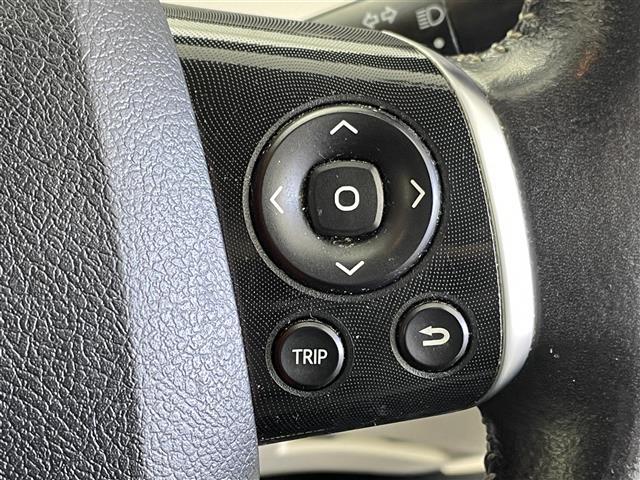 シエンタ Ｇ　純正７インチナビ　両側パワースライドドア　ヘッドライトレベライザー　前後ドライブレコーダー　ビルトインＥＴＣ２．０　シートヒーター　オートエアコン　ウォークスルー　プッシュスタート　スマートキー（7枚目）