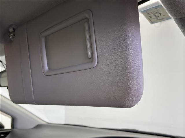 シエンタ Ｇ　純正７インチナビ　両側パワースライドドア　ヘッドライトレベライザー　前後ドライブレコーダー　ビルトインＥＴＣ２．０　シートヒーター　オートエアコン　ウォークスルー　プッシュスタート　スマートキー（26枚目）