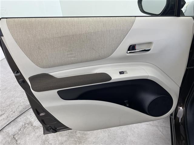 シエンタ Ｇ　純正７インチナビ　両側パワースライドドア　ヘッドライトレベライザー　前後ドライブレコーダー　ビルトインＥＴＣ２．０　シートヒーター　オートエアコン　ウォークスルー　プッシュスタート　スマートキー（28枚目）