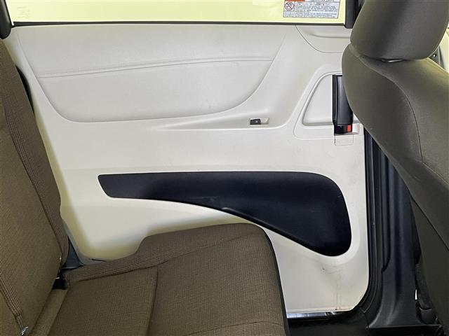 シエンタ Ｇ　純正７インチナビ　両側パワースライドドア　ヘッドライトレベライザー　前後ドライブレコーダー　ビルトインＥＴＣ２．０　シートヒーター　オートエアコン　ウォークスルー　プッシュスタート　スマートキー（29枚目）