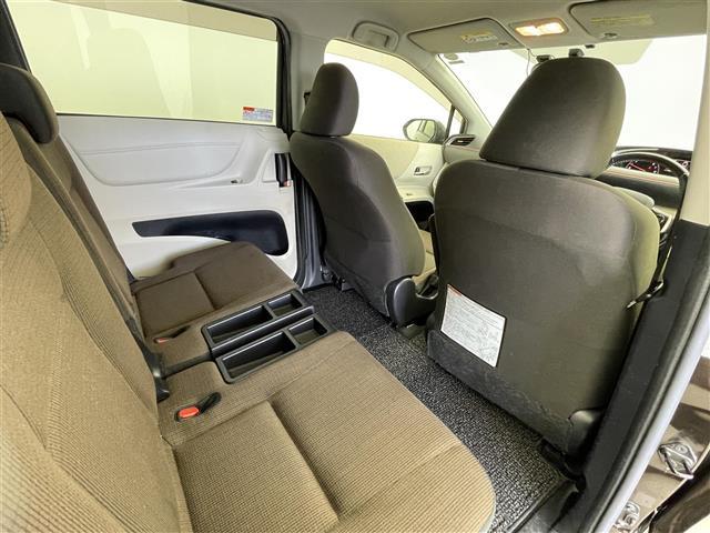 シエンタ Ｇ　純正７インチナビ　両側パワースライドドア　ヘッドライトレベライザー　前後ドライブレコーダー　ビルトインＥＴＣ２．０　シートヒーター　オートエアコン　ウォークスルー　プッシュスタート　スマートキー（33枚目）