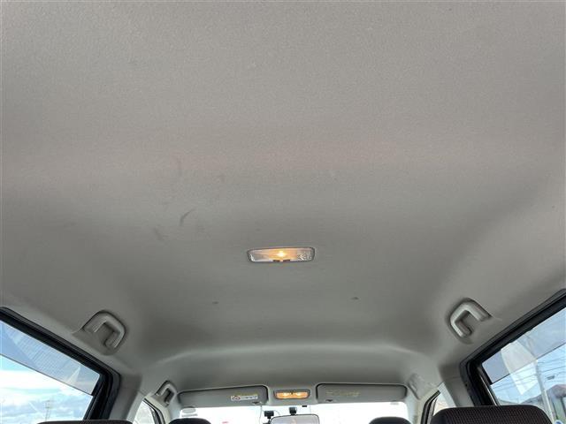 シエンタ Ｇ　純正７インチナビ　両側パワースライドドア　ヘッドライトレベライザー　前後ドライブレコーダー　ビルトインＥＴＣ２．０　シートヒーター　オートエアコン　ウォークスルー　プッシュスタート　スマートキー（43枚目）