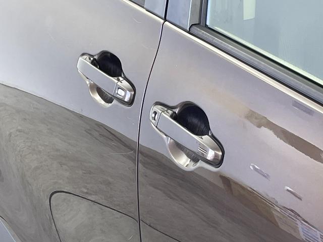 シエンタ Ｇ　純正７インチナビ　両側パワースライドドア　ヘッドライトレベライザー　前後ドライブレコーダー　ビルトインＥＴＣ２．０　シートヒーター　オートエアコン　ウォークスルー　プッシュスタート　スマートキー（52枚目）