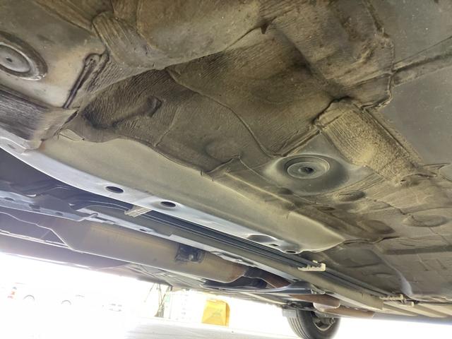 シエンタ Ｇ　純正７インチナビ　両側パワースライドドア　ヘッドライトレベライザー　前後ドライブレコーダー　ビルトインＥＴＣ２．０　シートヒーター　オートエアコン　ウォークスルー　プッシュスタート　スマートキー（75枚目）