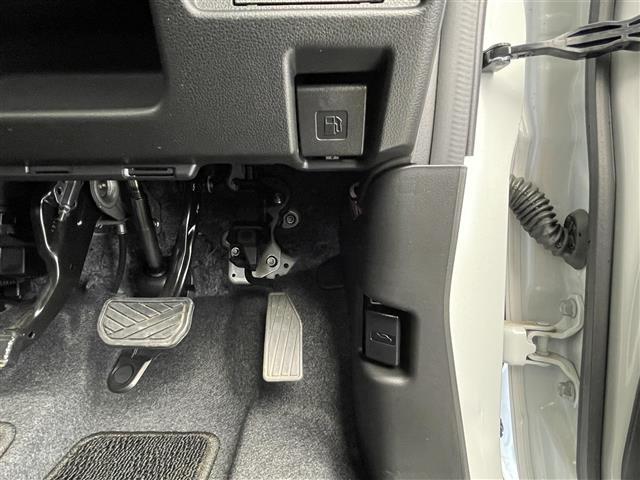 スペーシア ハイブリッドＸ　純正９型ナビ　全方位カメラ　前席シートヒーター　両側パワースライドドア　衝突軽減システム　オートマチックハイビーム　レーンアシスト　障害物センサー　スマートキー　プッシュスタート　禁煙車（39枚目）