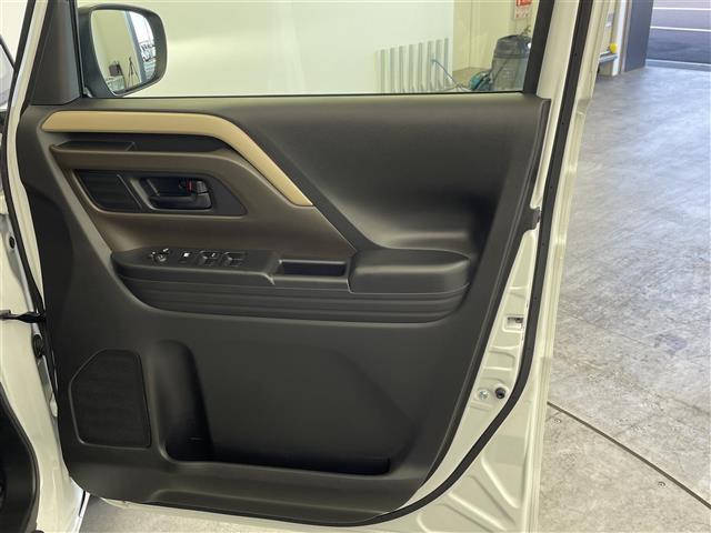 スペーシア ハイブリッドＸ　純正９型ナビ　全方位カメラ　前席シートヒーター　両側パワースライドドア　衝突軽減システム　オートマチックハイビーム　レーンアシスト　障害物センサー　スマートキー　プッシュスタート　禁煙車（41枚目）