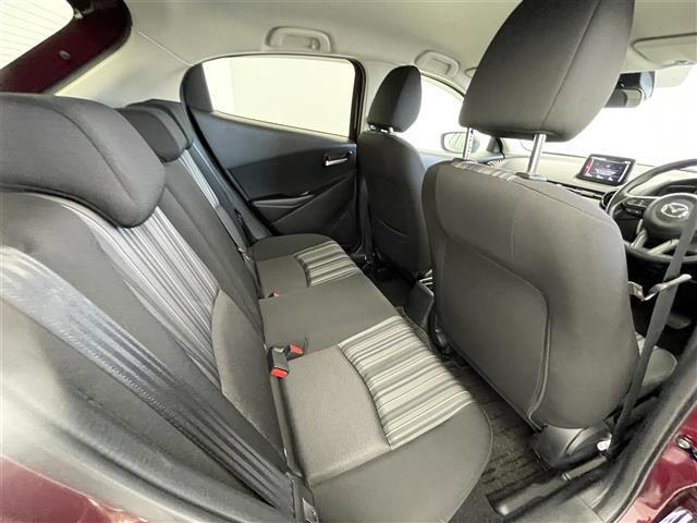 ＭＡＺＤＡ２ １５Ｓ　禁煙車　純正７型ナビ　全方位カメラ　純正ドライブレコーダー　衝突軽減システム　レーンアシスト　ブラインドスポットモニター　ステアリングスイッチ　アイドリングストップ　ＬＥＤライト　スマートキー（20枚目）