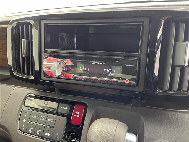 Ｎ－ＯＮＥ セレクト　禁煙車　ＣＤデッキ　ビルトインＥＴＣ２．０　ドライブレコーダー　アイドリングストップ　横滑り防止　ヘッドライトレベライザー　電動格納ミラー　ハーフレザー　シートヒーター　スマートキー　プッシュスタート（3枚目）