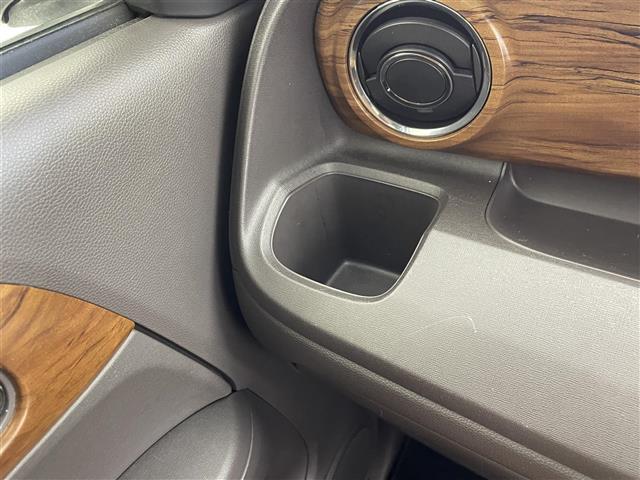 Ｎ－ＯＮＥ セレクト　禁煙車　ＣＤデッキ　ビルトインＥＴＣ２．０　ドライブレコーダー　アイドリングストップ　横滑り防止　ヘッドライトレベライザー　電動格納ミラー　ハーフレザー　シートヒーター　スマートキー　プッシュスタート（30枚目）