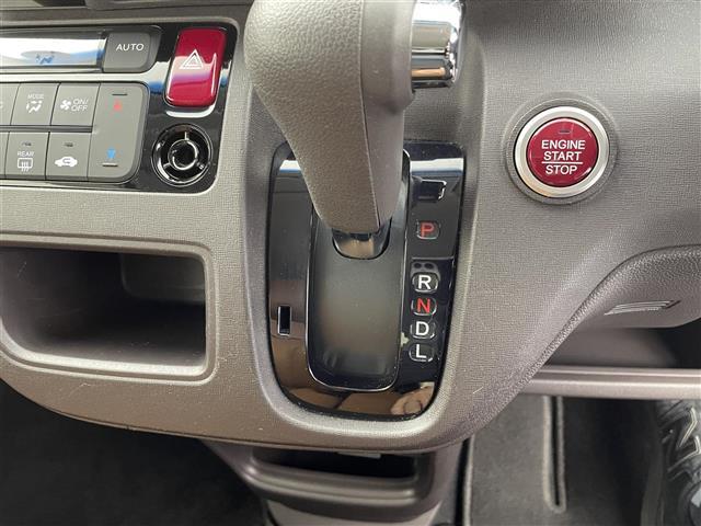 Ｎ－ＯＮＥ セレクト　禁煙車　ＣＤデッキ　ビルトインＥＴＣ２．０　ドライブレコーダー　アイドリングストップ　横滑り防止　ヘッドライトレベライザー　電動格納ミラー　ハーフレザー　シートヒーター　スマートキー　プッシュスタート（32枚目）