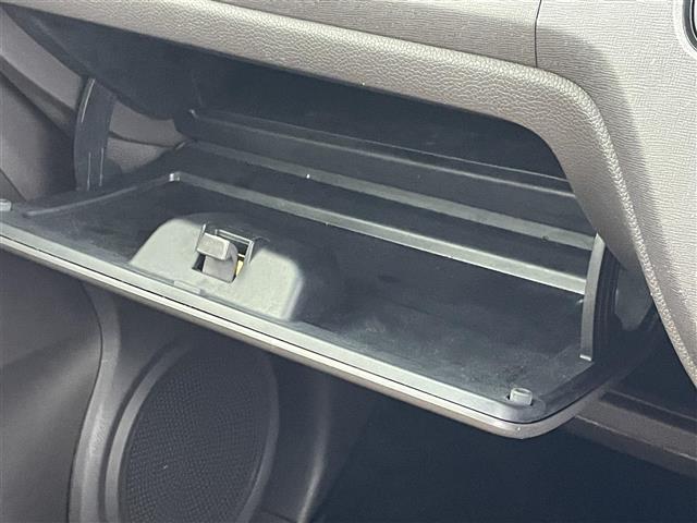 Ｎ－ＯＮＥ セレクト　禁煙車　ＣＤデッキ　ビルトインＥＴＣ２．０　ドライブレコーダー　アイドリングストップ　横滑り防止　ヘッドライトレベライザー　電動格納ミラー　ハーフレザー　シートヒーター　スマートキー　プッシュスタート（35枚目）