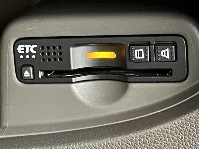 Ｎ－ＯＮＥ セレクト　ツアラー　ワンオーナー　禁煙車　純正ディスプレイオーディオ　バックカメラ　クルーズコントロール　パドルシフト　ハーフレザーシート　シートヒーター　ＥＴＣ２．０　ドライブレコーダー　スマートキー　スペアキー（12枚目）