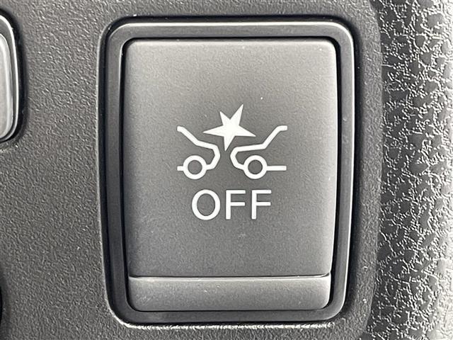 ノート ｅ－パワー　メダリスト　純正７インチＳＤナビ　ステアリングスイッチ　デジタルインナーミラー　アラウンドビューモニター　社外ドライブっレコーダー　フォグライト　ＬＥＤライト　オートライト　電格ミラー　Ｐスタート　スマートキー（7枚目）