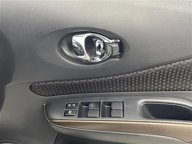 ノート ｅ－パワー　メダリスト　純正７インチＳＤナビ　ステアリングスイッチ　デジタルインナーミラー　アラウンドビューモニター　社外ドライブっレコーダー　フォグライト　ＬＥＤライト　オートライト　電格ミラー　Ｐスタート　スマートキー（37枚目）