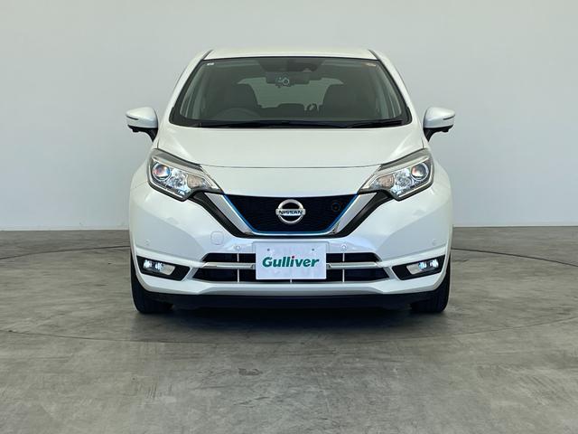 ノート ｅ－パワー　メダリスト　純正７インチＳＤナビ　ステアリングスイッチ　デジタルインナーミラー　アラウンドビューモニター　社外ドライブっレコーダー　フォグライト　ＬＥＤライト　オートライト　電格ミラー　Ｐスタート　スマートキー（43枚目）