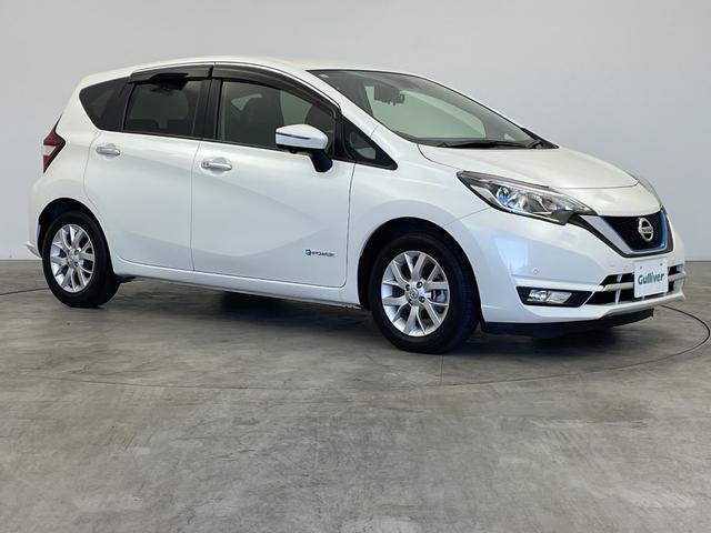 ノート ｅ－パワー　メダリスト　純正７インチＳＤナビ　ステアリングスイッチ　デジタルインナーミラー　アラウンドビューモニター　社外ドライブっレコーダー　フォグライト　ＬＥＤライト　オートライト　電格ミラー　Ｐスタート　スマートキー（49枚目）