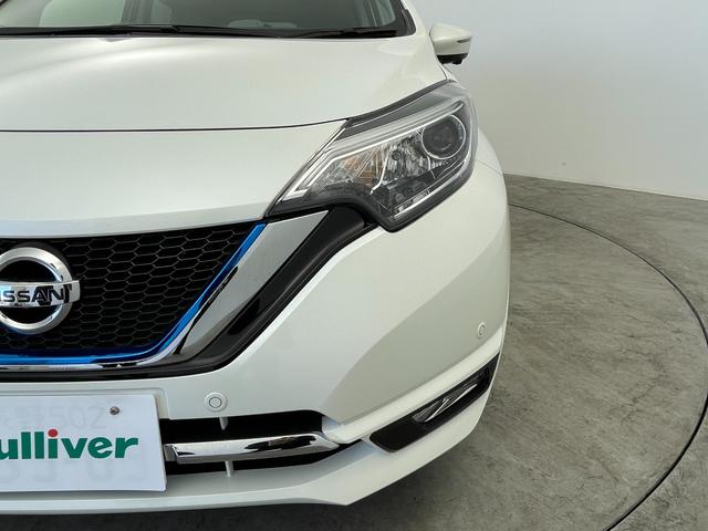 ノート ｅ－パワー　メダリスト　純正７インチＳＤナビ　ステアリングスイッチ　デジタルインナーミラー　アラウンドビューモニター　社外ドライブっレコーダー　フォグライト　ＬＥＤライト　オートライト　電格ミラー　Ｐスタート　スマートキー（56枚目）