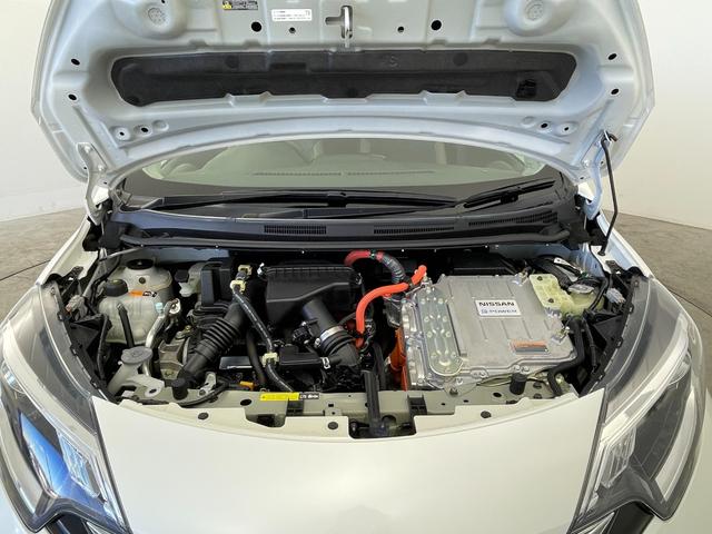 ノート ｅ－パワー　メダリスト　純正７インチＳＤナビ　ステアリングスイッチ　デジタルインナーミラー　アラウンドビューモニター　社外ドライブっレコーダー　フォグライト　ＬＥＤライト　オートライト　電格ミラー　Ｐスタート　スマートキー（79枚目）