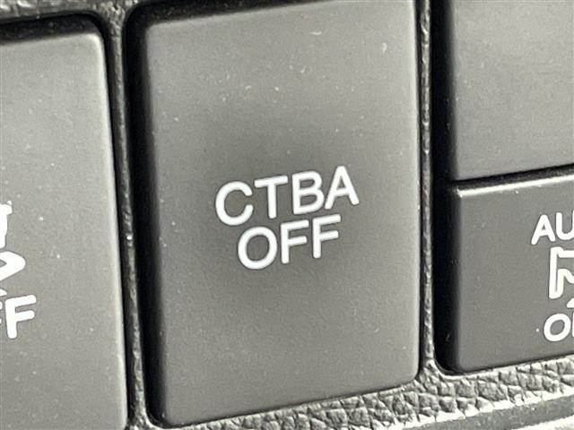 Ｎ－ＯＮＥ プレミアム　ツアラー　ＳＳパッケージ　純正ナビ　バックカメラ　ＥＴＣ　シートヒーター　クルーズコントロール　パドルシフト　純正アルミホイール　ＬＥＤヘッドライト　オートライト　衝突被害軽減ブレーキ　スマートキー　革巻きステアリング　禁煙車（10枚目）