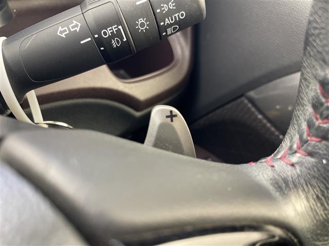 Ｎ－ＯＮＥ プレミアム　ツアラー　ＳＳパッケージ　純正ナビ　バックカメラ　ＥＴＣ　シートヒーター　クルーズコントロール　パドルシフト　純正アルミホイール　ＬＥＤヘッドライト　オートライト　衝突被害軽減ブレーキ　スマートキー　革巻きステアリング　禁煙車（13枚目）