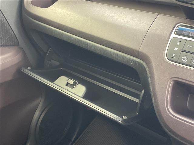 Ｎ－ＯＮＥ プレミアム　ツアラー　ＳＳパッケージ　純正ナビ　バックカメラ　ＥＴＣ　シートヒーター　クルーズコントロール　パドルシフト　純正アルミホイール　ＬＥＤヘッドライト　オートライト　衝突被害軽減ブレーキ　スマートキー　革巻きステアリング　禁煙車（26枚目）