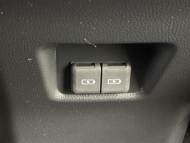 RAV4 アドベンチャー オフロードパッケージII 禁煙車 純正10.5インチディスプレイオーディオ 全方位カメラ デジタルインナーミラー レーダークルーズコントロール 4WD ルーフレール ステアリングスイッチ ハンドルヒーター シートエアコン(20枚目)