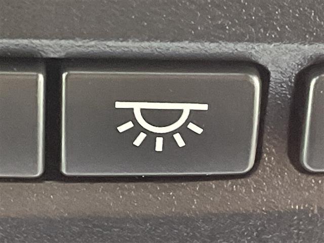 カローラツーリング ダブルバイビー モデリスタエアロ 純正9型ナビ バックカメラ ETC 純正ドラレコ ハーフレザーシート アダプティブクルーズコントロール 衝突被害軽減ブレーキ レーンアシスト クリアランスソナー LED 禁煙車(10枚目)