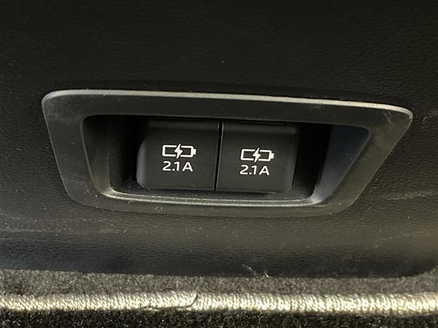 カローラツーリング ダブルバイビー モデリスタエアロ 純正9型ナビ バックカメラ ETC 純正ドラレコ ハーフレザーシート アダプティブクルーズコントロール 衝突被害軽減ブレーキ レーンアシスト クリアランスソナー LED 禁煙車(19枚目)