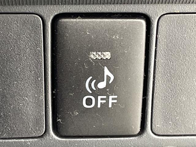 アクア Ｓ　純正ナビ　バックカメラ　フルセグＴＶ　Ｂｌｕｅｔｏｏｔｈ接続　ＥＴＣ　スマートキー　プッシュスタートボタン　オートライト　モデリスタアルミホイール　横滑り防止装置　フロアマット　横滑り防止装置　禁煙車（26枚目）