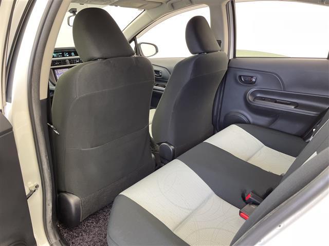 アクア Ｓ　純正ナビ　バックカメラ　フルセグＴＶ　Ｂｌｕｅｔｏｏｔｈ接続　ＥＴＣ　スマートキー　プッシュスタートボタン　オートライト　モデリスタアルミホイール　横滑り防止装置　フロアマット　横滑り防止装置　禁煙車（35枚目）