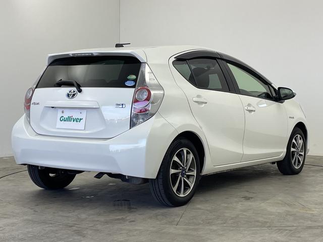 アクア Ｓ　純正ナビ　バックカメラ　フルセグＴＶ　Ｂｌｕｅｔｏｏｔｈ接続　ＥＴＣ　スマートキー　プッシュスタートボタン　オートライト　モデリスタアルミホイール　横滑り防止装置　フロアマット　横滑り防止装置　禁煙車（45枚目）