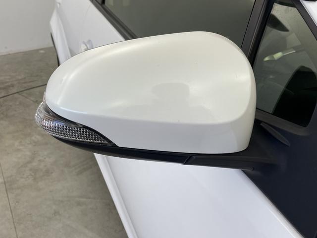 アクア Ｓ　純正ナビ　バックカメラ　フルセグＴＶ　Ｂｌｕｅｔｏｏｔｈ接続　ＥＴＣ　スマートキー　プッシュスタートボタン　オートライト　モデリスタアルミホイール　横滑り防止装置　フロアマット　横滑り防止装置　禁煙車（51枚目）