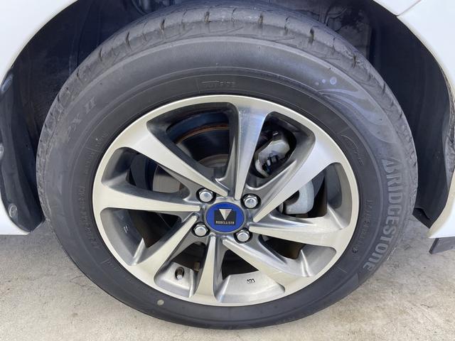 アクア Ｓ　純正ナビ　バックカメラ　フルセグＴＶ　Ｂｌｕｅｔｏｏｔｈ接続　ＥＴＣ　スマートキー　プッシュスタートボタン　オートライト　モデリスタアルミホイール　横滑り防止装置　フロアマット　横滑り防止装置　禁煙車（58枚目）