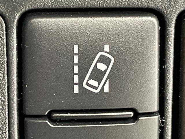 アクア Ｓスタイルブラック　純正ナビ　バックカメラ　フルセグＴＶ　Ｂｌｕｅｔｏｏｔｈ接続　スマートキー　プッシュスタートボタン　衝突被害軽減ブレーキ　レーンアシスト　オートマチックハイビーム　ビルトインＥＴＣ２．０　禁煙車（8枚目）