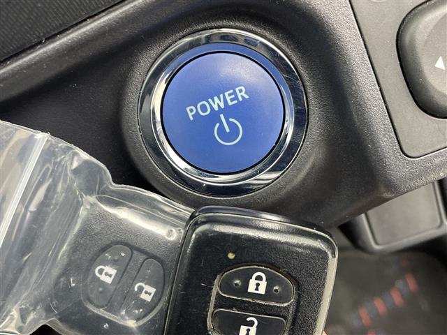 アクア Ｓ　禁煙車　純正７インチナビ　バックカメラ　ドライブレコーダー　プリクラッシュセーフティ　スマートキー　スペアキー　オートライト　オートマチックハイビーム　ステアリングスイッチ　ビルトインＥＴＣ（19枚目）