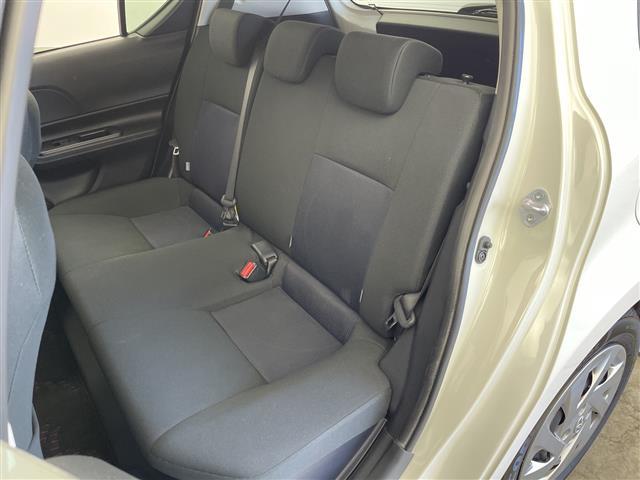 アクア Ｓ　禁煙車　純正７インチナビ　バックカメラ　ドライブレコーダー　プリクラッシュセーフティ　スマートキー　スペアキー　オートライト　オートマチックハイビーム　ステアリングスイッチ　ビルトインＥＴＣ（33枚目）