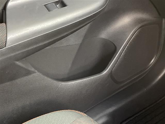 フィットハイブリッド Ｓパッケージ　禁煙車　衝突軽減ブレーキ　純正７インチナビ　バックカメラ　クルーズコントロール　ＬＥＤライト　純正１６インチアルミホイール　ステアリングリモコン　パドルシフト　ＥＴＣ　ドライブレコーダー　スマートキー（33枚目）