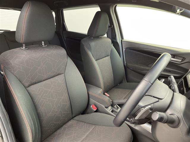 フィットハイブリッド Ｓパッケージ　禁煙車　衝突軽減ブレーキ　純正７インチナビ　バックカメラ　クルーズコントロール　ＬＥＤライト　純正１６インチアルミホイール　ステアリングリモコン　パドルシフト　ＥＴＣ　ドライブレコーダー　スマートキー（34枚目）