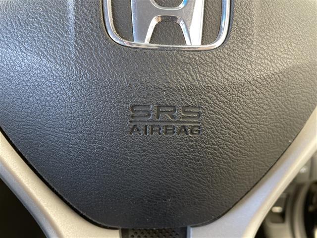 フィット Ｇ　スマートスタイルエディション　純正ナビ　ビルトインＥＴＣ　キノセンヘッドランプ　オートライト　フォグランプ　衝突被害軽減ブレーキ　チップアップシート　エアコン　スマートキー　電動格納ミラー　フロアマット　ステアリングスイッチ　禁煙（21枚目）