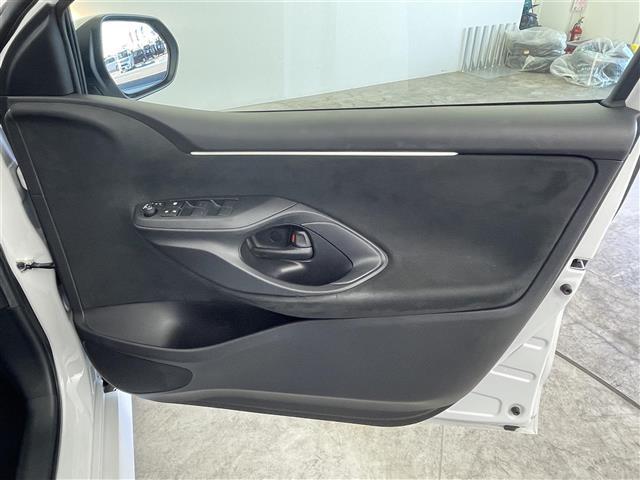 ヤリス ハイブリッドＧ　純正８型ナビ　バックカメラ　ＥＴＣ　ドラレコ　衝突被害軽減ブレーキ　レーンアシスト　オートマチックハイビーム　クリアランスソナー　ＬＥＤヘッドライト　ステアリングリモコン　ＵＳＢ入力端子　禁煙車（38枚目）