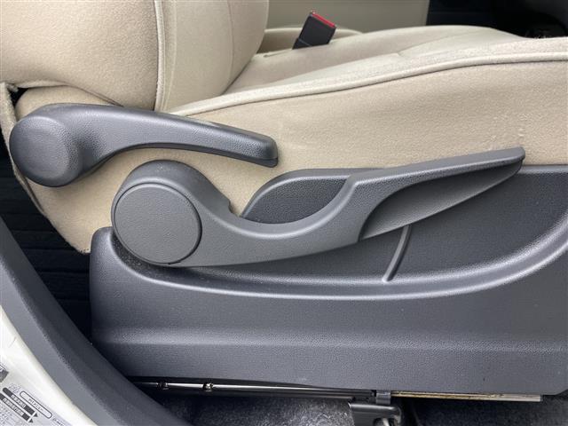 ムーヴキャンバス Ｇメイクアップ　ＳＡＩＩ　純正８インチＳＤナビ　全方位カメラ　両側パワースライドドア　ＥＴＣ　アイドリングストップ　フォグライト　ＬＥＤヘッドライト　ステアリングスイッチ　スマートキー　プッシュスタート　スペアキー　禁煙車（29枚目）