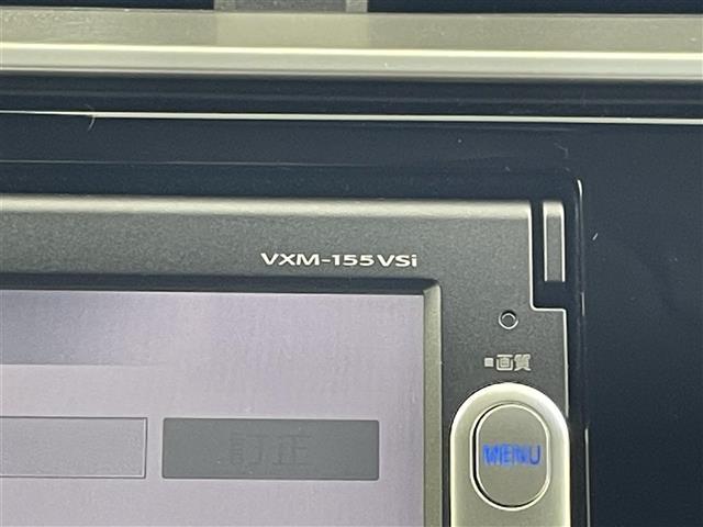 フィットハイブリッド Ｌパッケージ　純正８型ナビ　バックカメラ　ワンセグＴＶ　ＥＴＣ　オートライト　キノセンヘッドライト　衝突被害軽減システム　クルーズコントロール　ＡＢＳ　ハーフレザーシート　スマートキー　オートエアコン　禁煙車（5枚目）