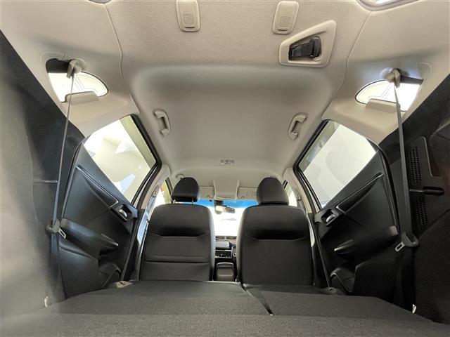 フィットハイブリッド Ｌパッケージ　純正８型ナビ　バックカメラ　ワンセグＴＶ　ＥＴＣ　オートライト　キノセンヘッドライト　衝突被害軽減システム　クルーズコントロール　ＡＢＳ　ハーフレザーシート　スマートキー　オートエアコン　禁煙車（36枚目）