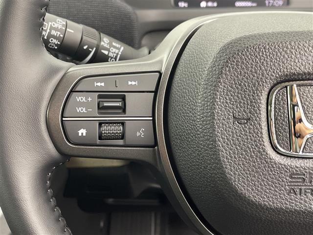 フリード エアー　ＥＸ　登録済未使用車　純正９型ナビ　全周囲カメラ　マルチビューカメラシステム　後退出庫サポート　アダプティブクルーズコントロール　両側電動スライドドア　シートヒーター　ＢＳＭ　ＬＥＤ　衝突被害軽減ブレーキ（7枚目）