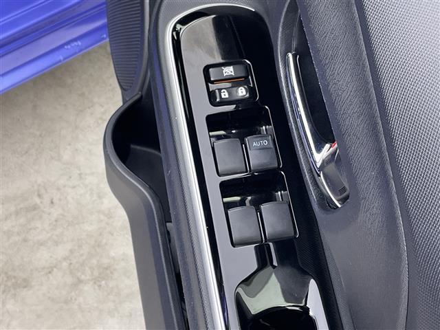 アクア Ｇブラックソフトレザーセレクション　純正ナビ　バックカメラ　ビルトインＥＴＣ　ドラレコ　ハーフレザーシート　衝突被害軽減ブレーキ　レーンアシスト　オートマチックハイビーム　キセノンヘッドライト　フォグランプ　スマートキー　禁煙車（23枚目）