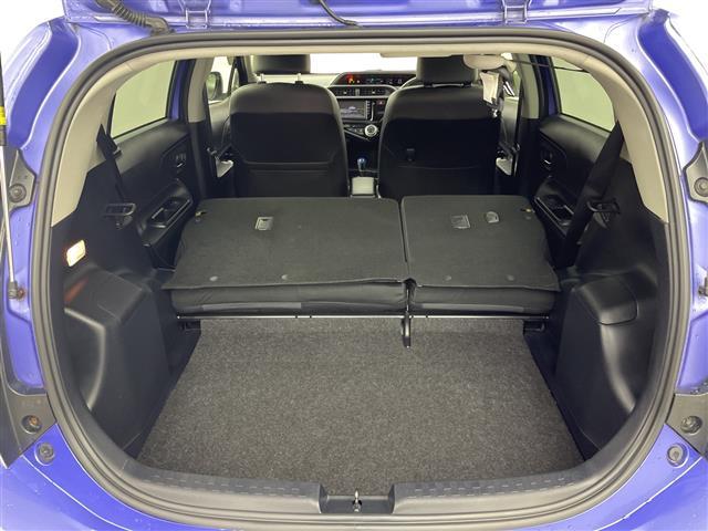 アクア Ｇブラックソフトレザーセレクション　純正ナビ　バックカメラ　ビルトインＥＴＣ　ドラレコ　ハーフレザーシート　衝突被害軽減ブレーキ　レーンアシスト　オートマチックハイビーム　キセノンヘッドライト　フォグランプ　スマートキー　禁煙車（32枚目）