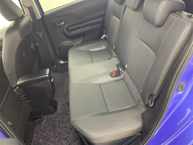 アクア Ｇブラックソフトレザーセレクション　純正ナビ　バックカメラ　ビルトインＥＴＣ　ドラレコ　ハーフレザーシート　衝突被害軽減ブレーキ　レーンアシスト　オートマチックハイビーム　キセノンヘッドライト　フォグランプ　スマートキー　禁煙車（33枚目）