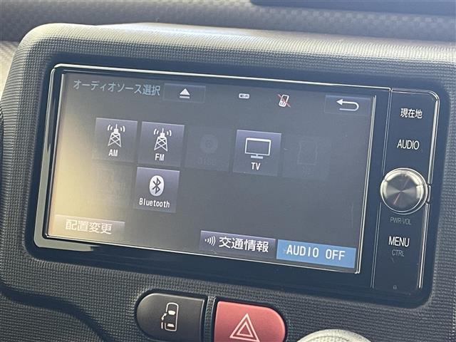 スペイド Ｆ　純正ナビ　バックカメラ　フルセグＴＶ　衝突被害軽減ブレーキ　オートマチックハイビーム　キセノンヘッドライト　電動スライドドア　プッシュスタートボタン　スペアキー　ステアリングリモコン　禁煙車（4枚目）