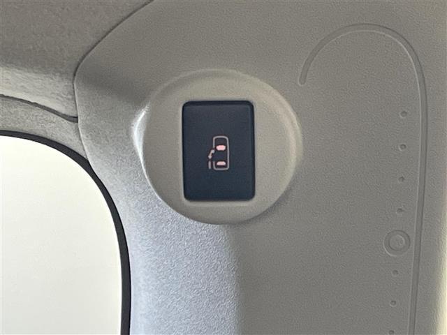 スペイド Ｆ　純正ナビ　バックカメラ　フルセグＴＶ　衝突被害軽減ブレーキ　オートマチックハイビーム　キセノンヘッドライト　電動スライドドア　プッシュスタートボタン　スペアキー　ステアリングリモコン　禁煙車（27枚目）