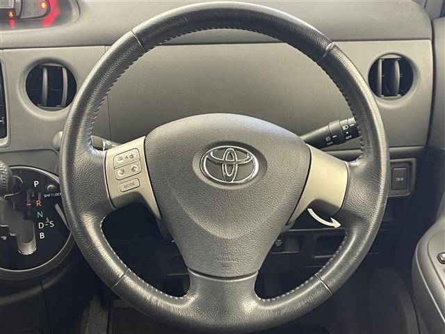 シエンタ ＤＩＣＥ－Ｇ　ナビ　バックカメラ　フルセグＴＶ　Ｂｌｕｅｔｏｏｔｈ接続　ＥＴＣ　電動スライドドア　キセノンヘッドライト　フォグランプ　エアコン　ステアリングリモコン　電動格納ミラー　純正フロアマット　禁煙車（13枚目）